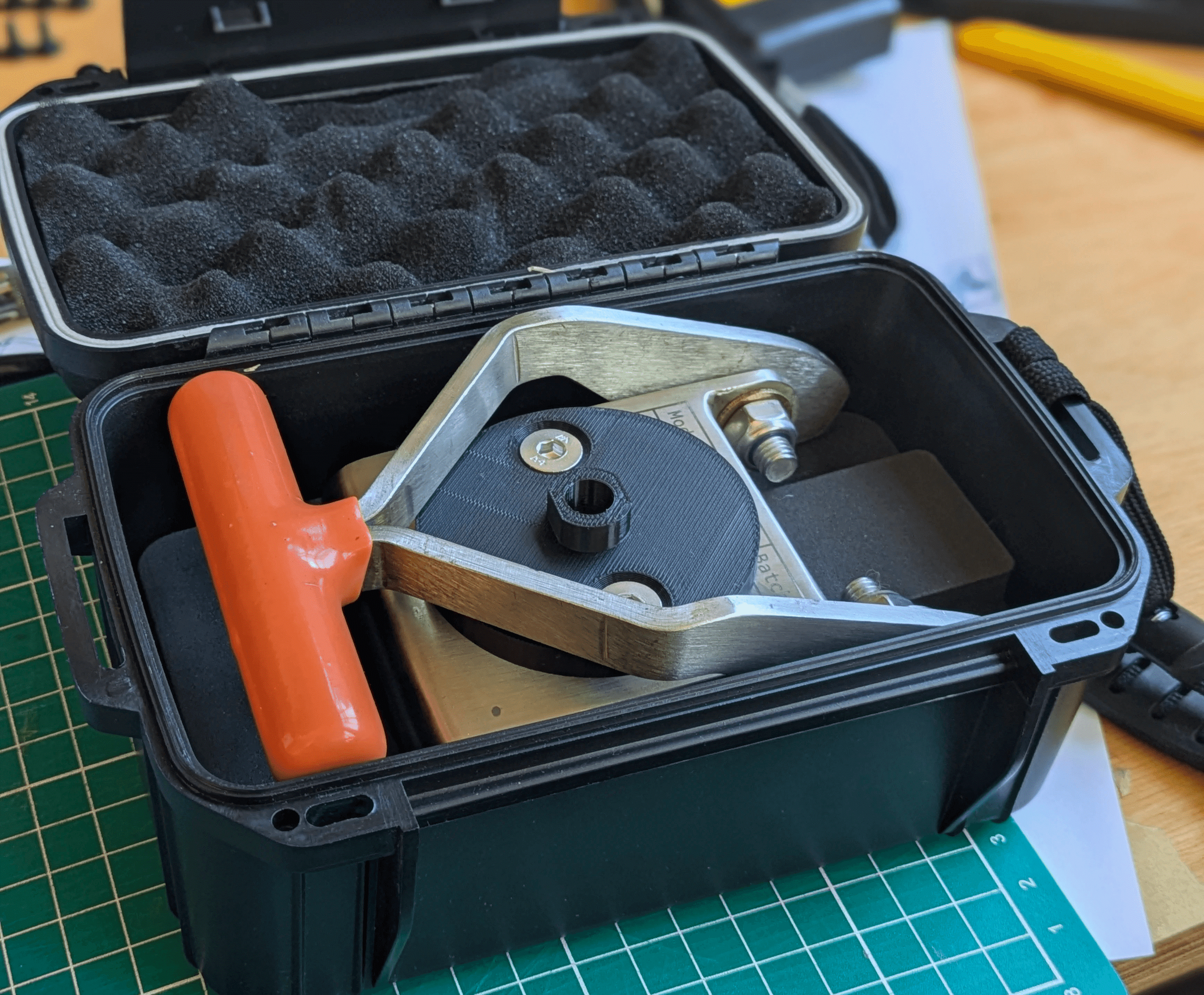 Flipper with custom adapter plate